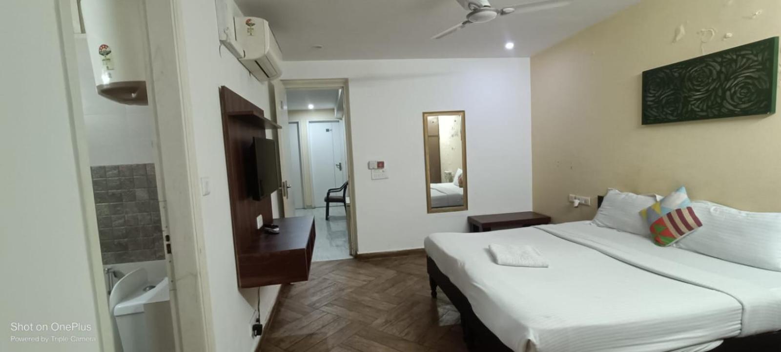 Nuab House - Near Fortis, Max, Medanta, Paras Hospitals And Huda Metro Gurgaon Exterior foto